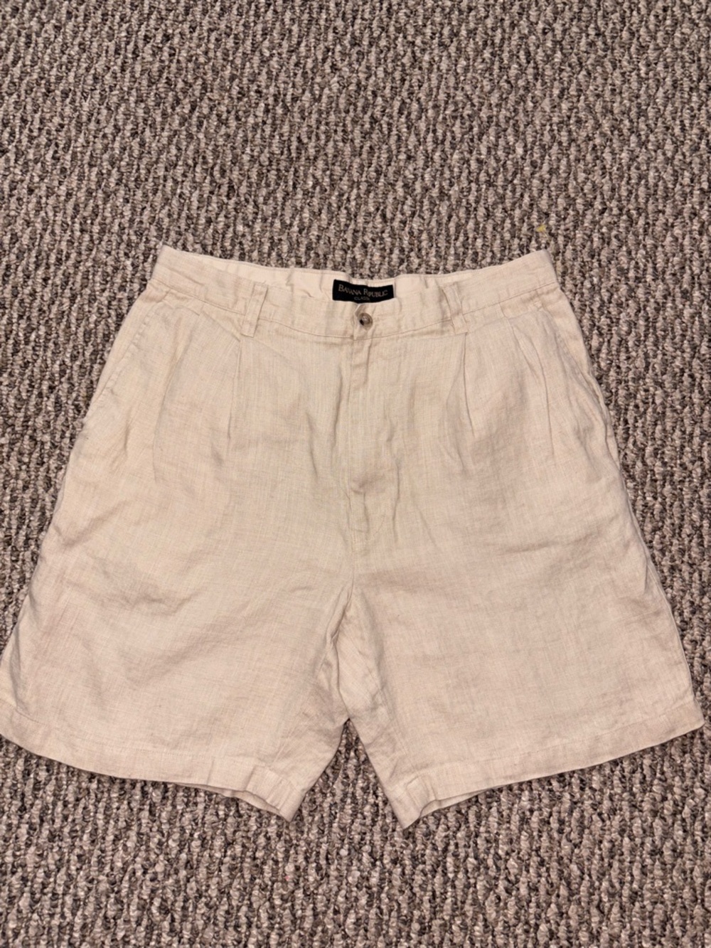 Banana Republic Men's Light Cream Linen Shorts